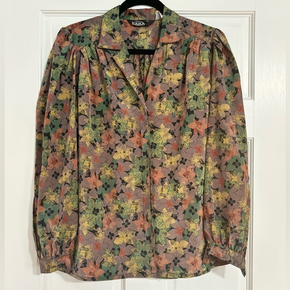 Vintage blouse - Picture 1 of 12